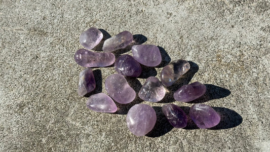 Amethyst tumbled stone